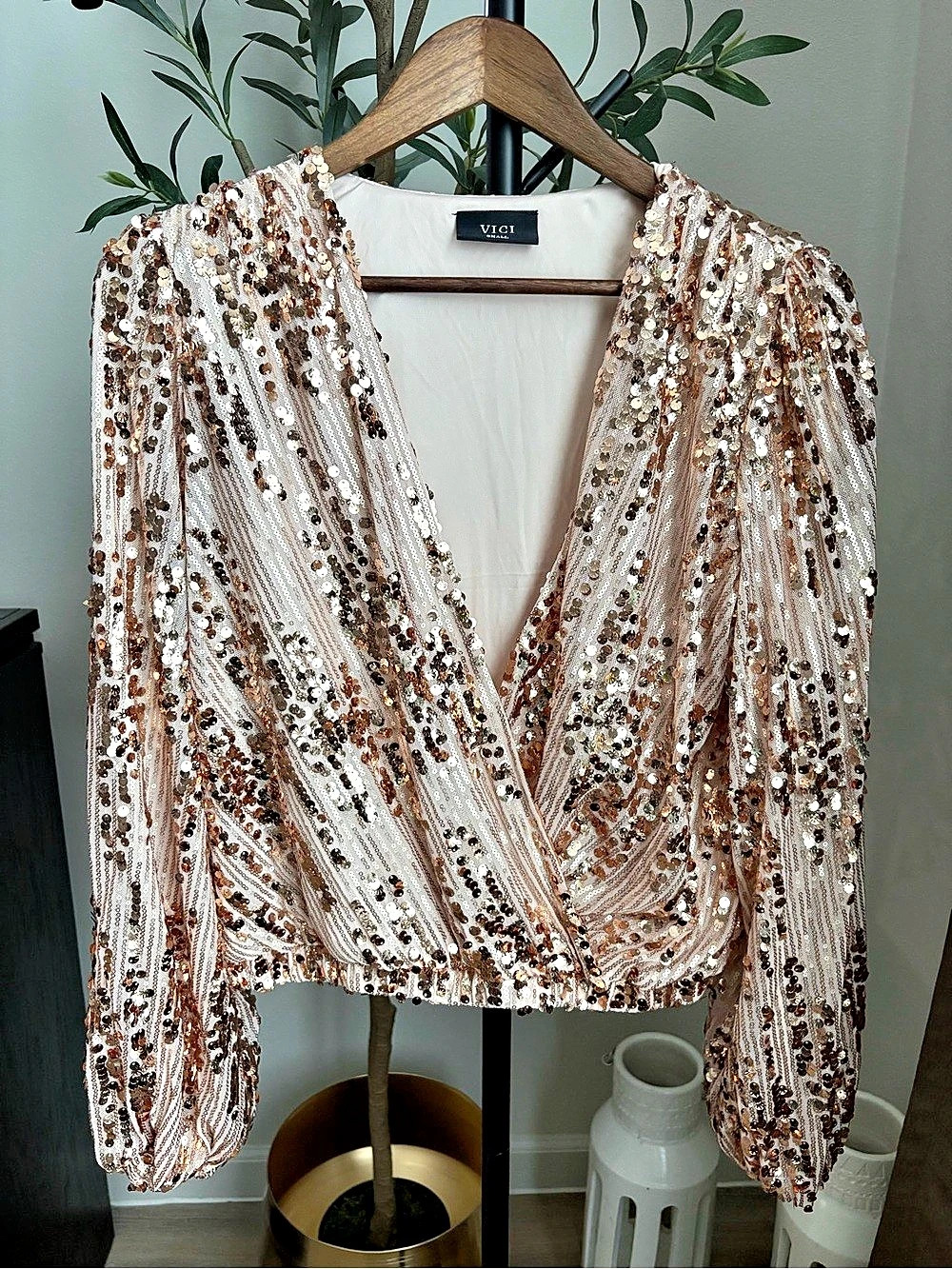 VICI Sequin Wrap Blouse in Pink & Gold Size Small Like New
